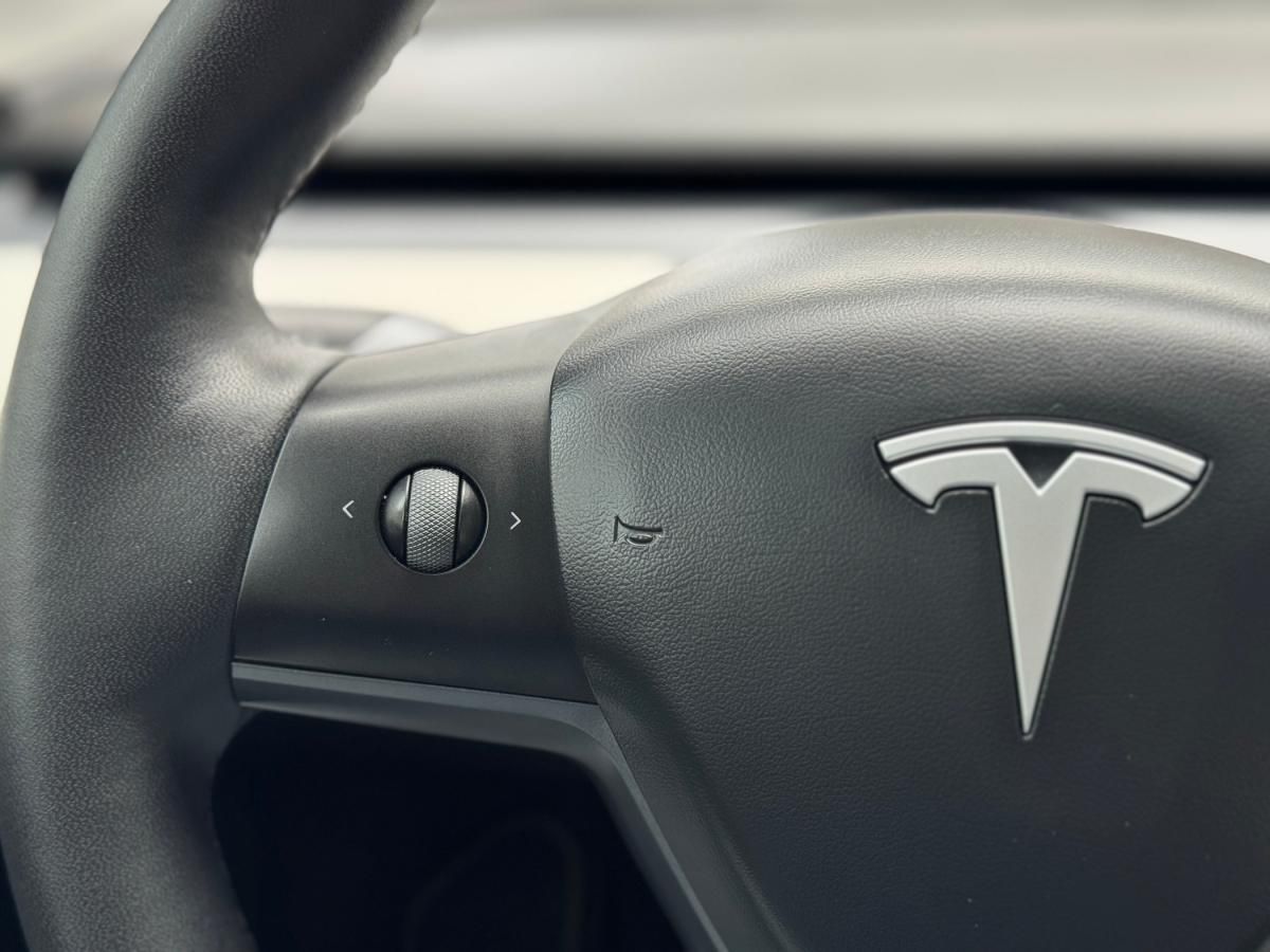 tesla-model-y-2023-eletrico-0cc