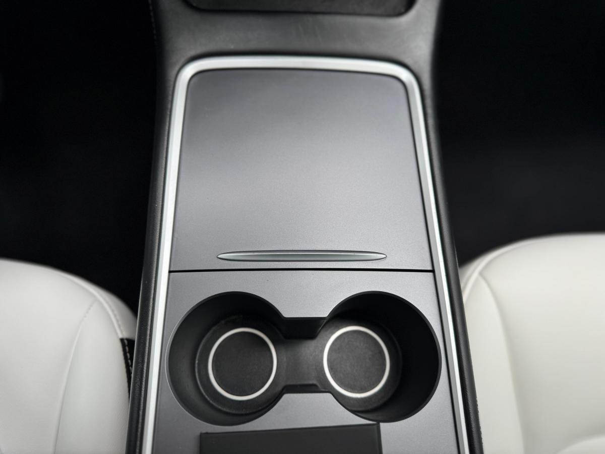 tesla-model-y-2023-eletrico-0cc