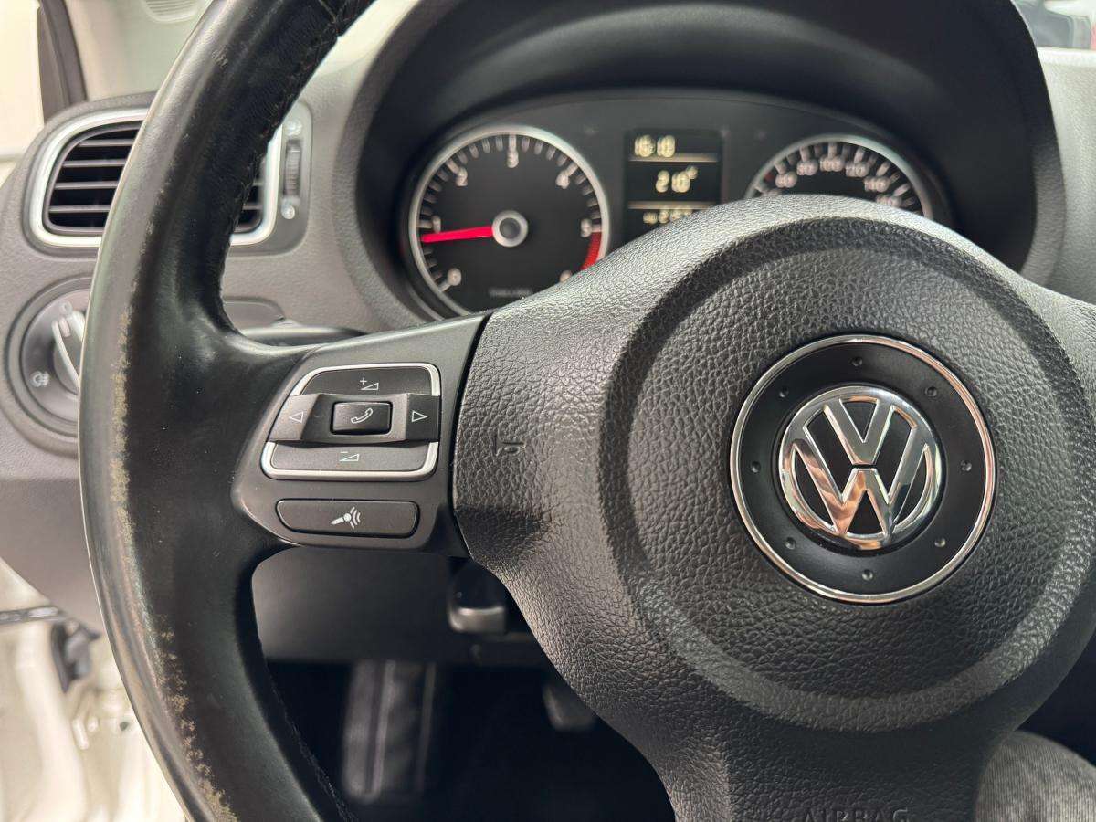 volkswagen-polo-2011-diesel-1598cc