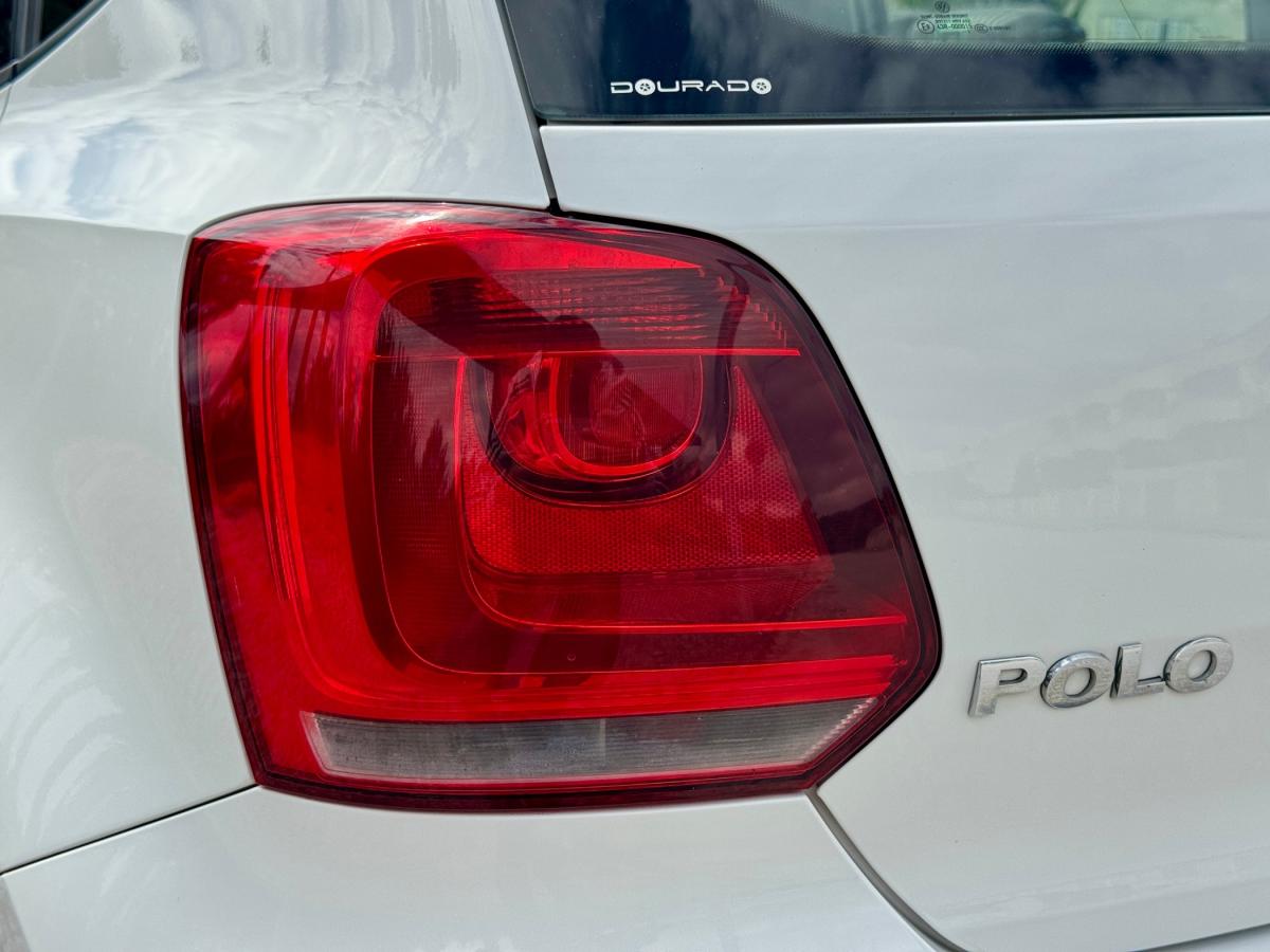 volkswagen-polo-2011-diesel-1598cc