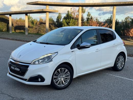 peugeot-208-2017-gasolina-1199cc