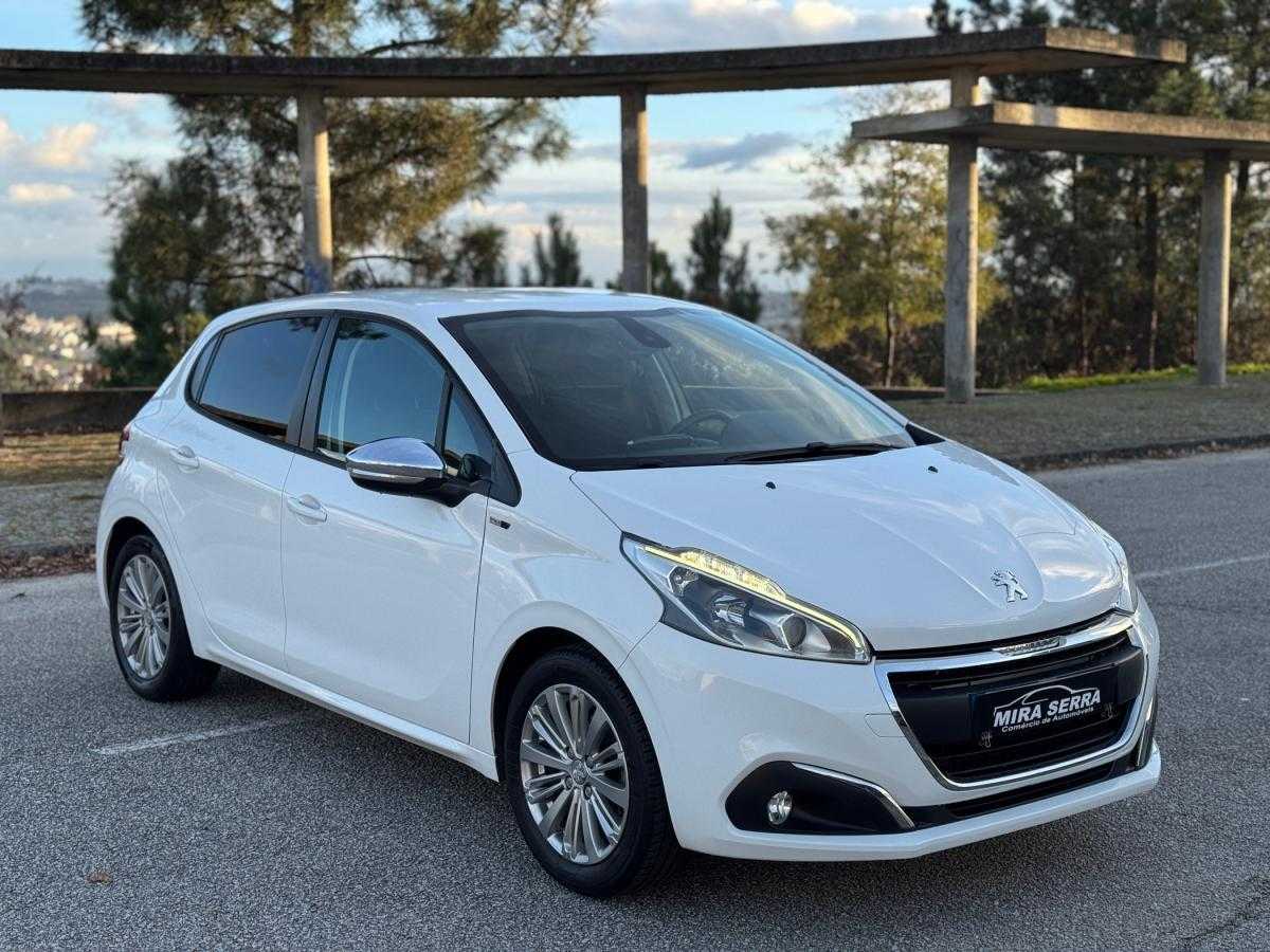 peugeot-208-2017-gasolina-1199cc
