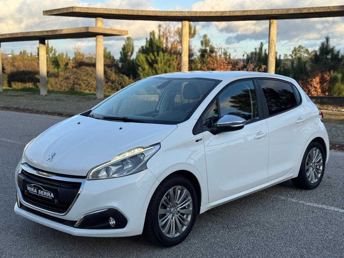 peugeot-208-2017-gasolina-1199cc