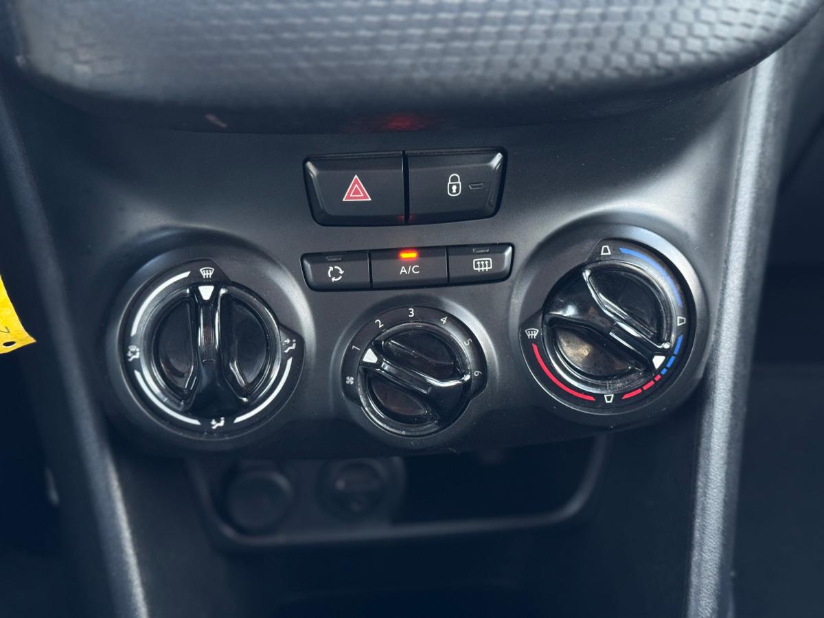 peugeot-208-2017-gasolina-1199cc