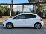 peugeot-208-2017-gasolina-1199cc
