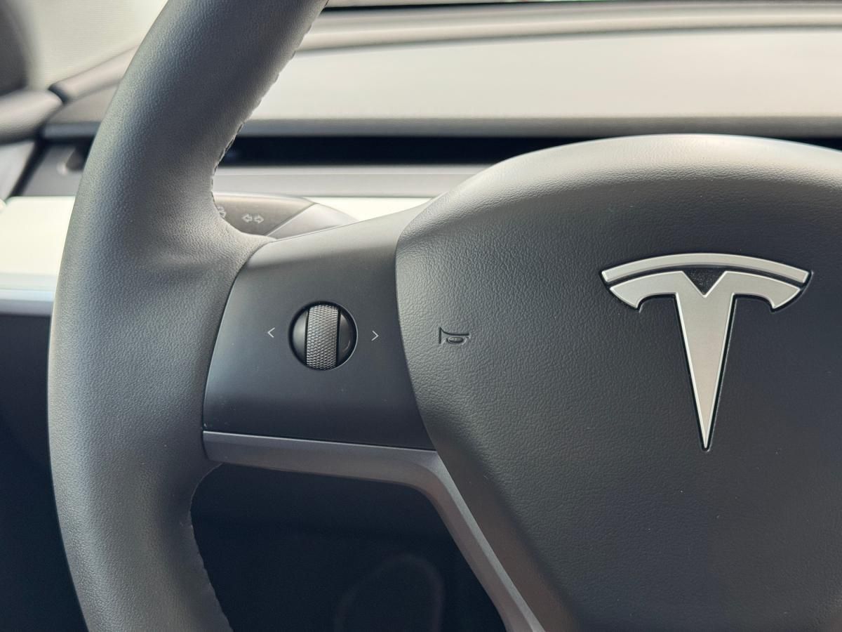 tesla-model-y-2024-eletrico-0cc