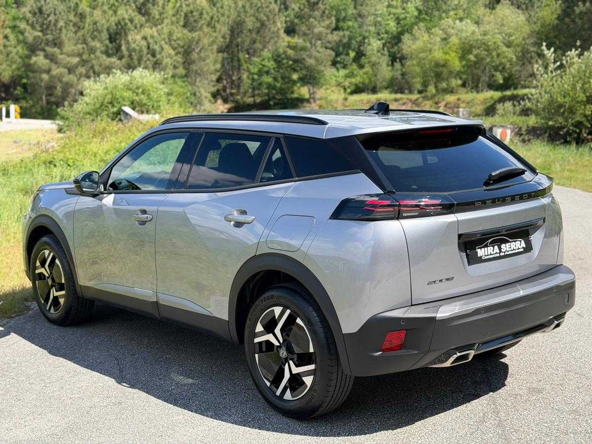 peugeot-2008-2024-gasolina-1199cc