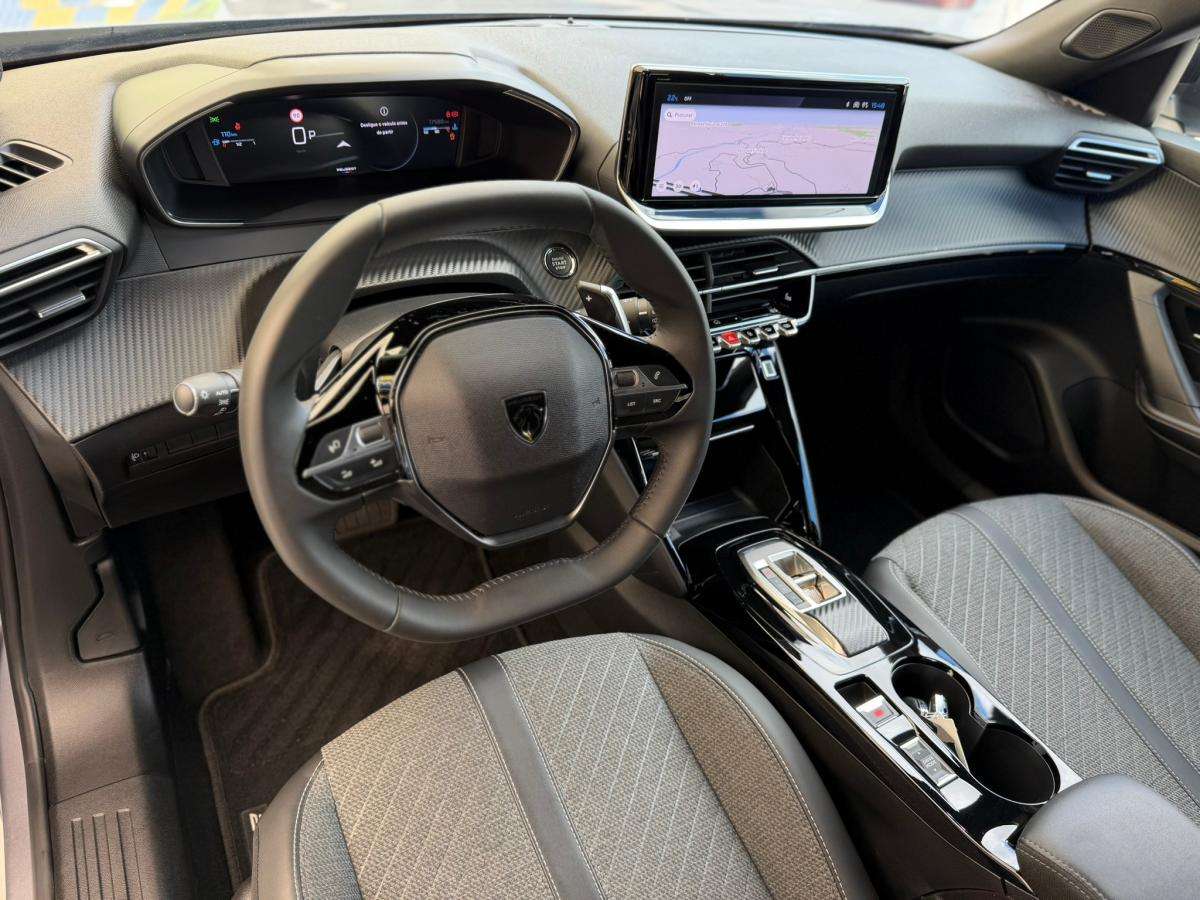 peugeot-2008-2024-gasolina-1199cc