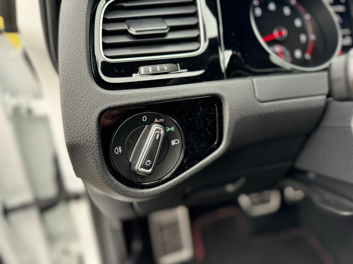 volkswagen-golf-2016-gasolina-1984cc