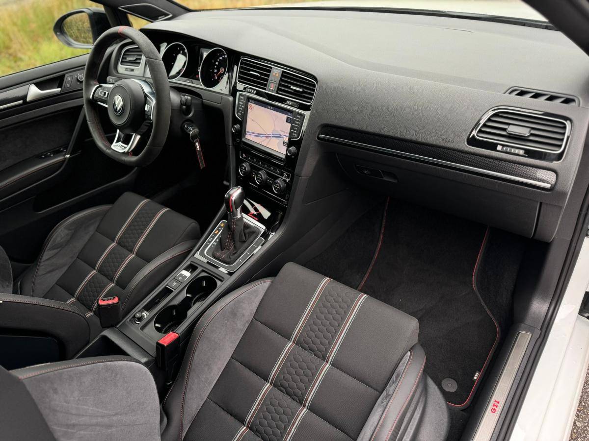 volkswagen-golf-2016-gasolina-1984cc