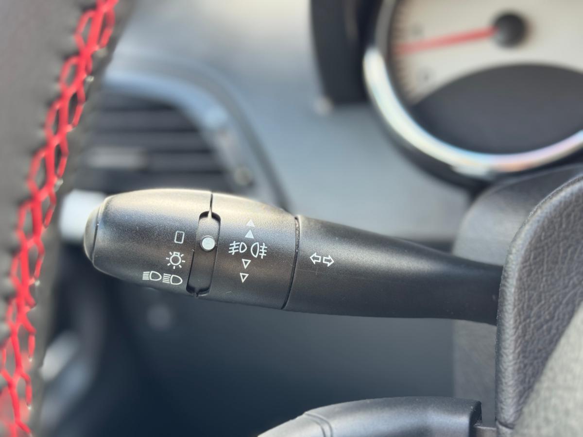 peugeot-207-2011-gasolina-1397cc