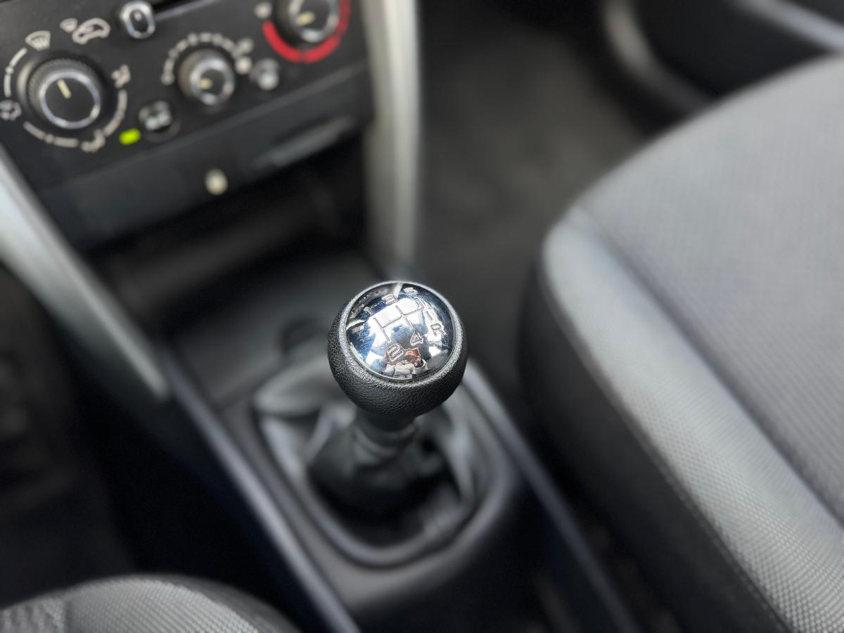 peugeot-207-2011-gasolina-1397cc
