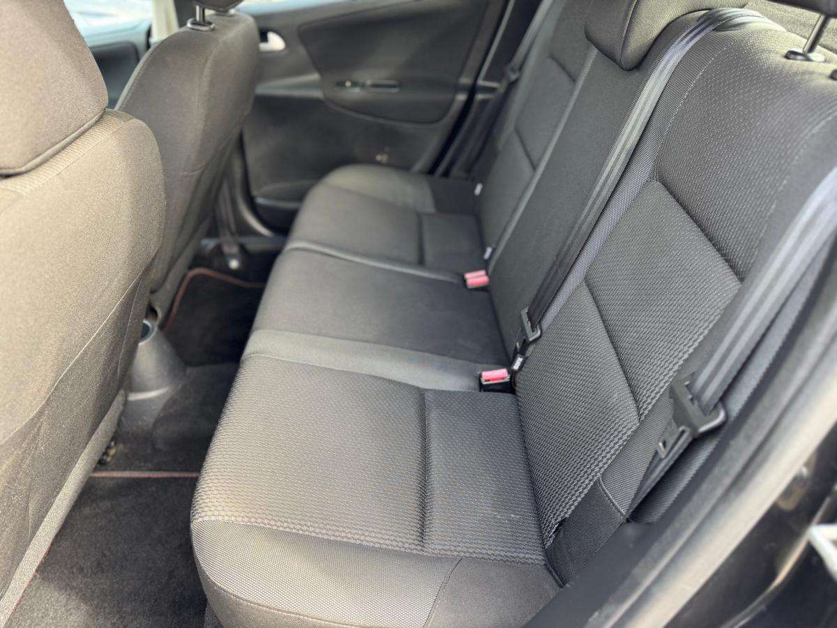 peugeot-207-2011-gasolina-1397cc