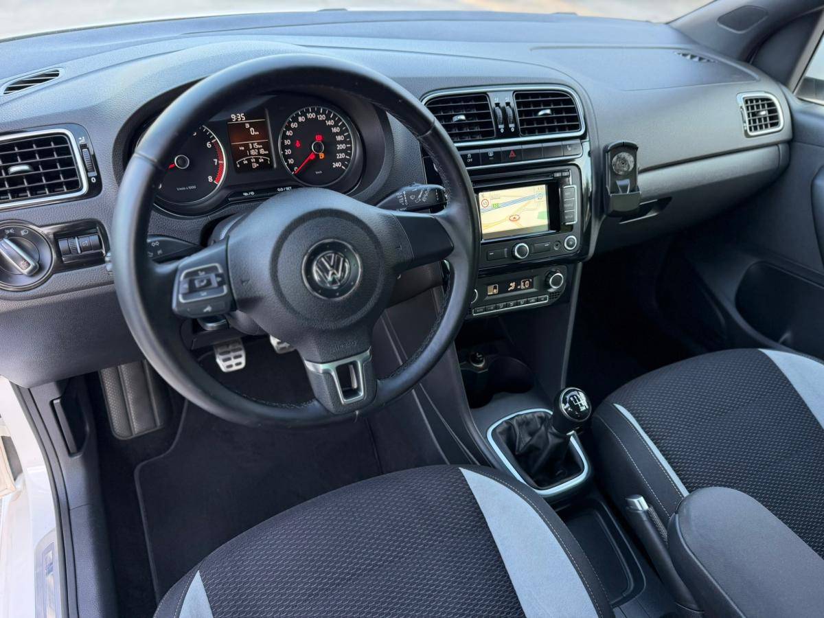 volkswagen-polo-2013-gasolina-1197cc