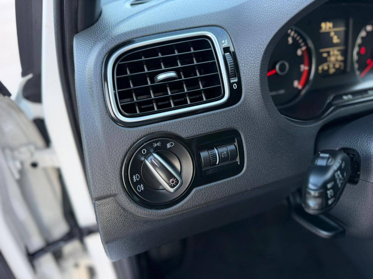 volkswagen-polo-2013-gasolina-1197cc