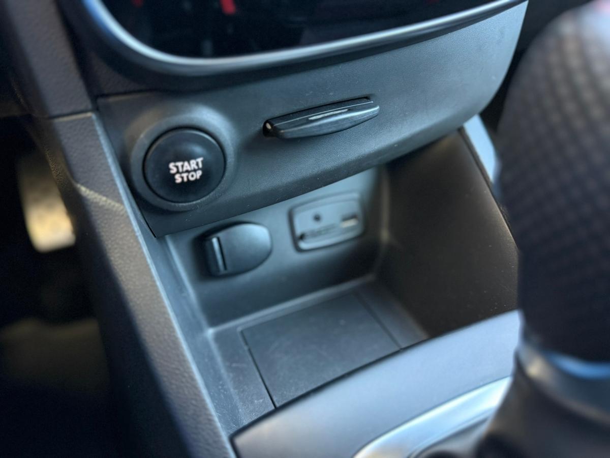 renault-clio-2017-gasolina-1618cc