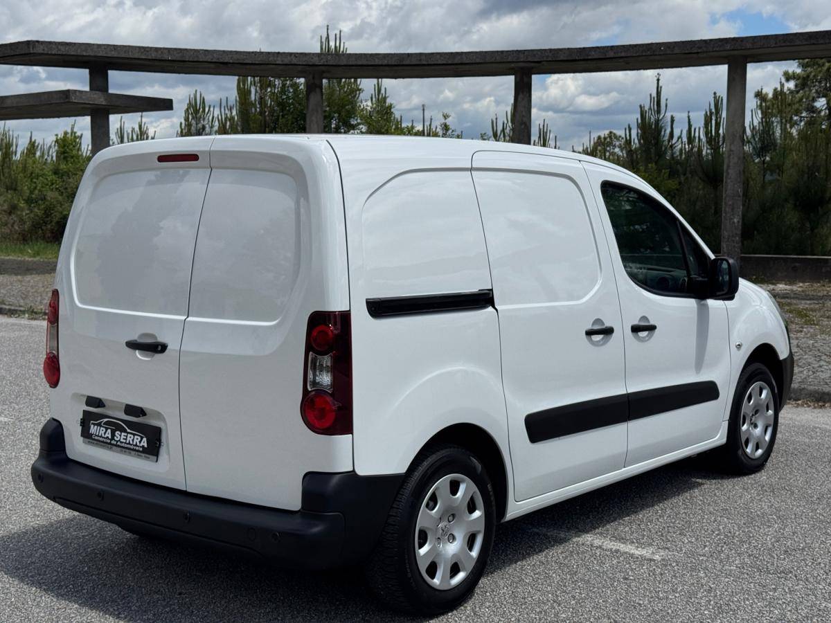 peugeot-partner-2018-diesel-1560cc
