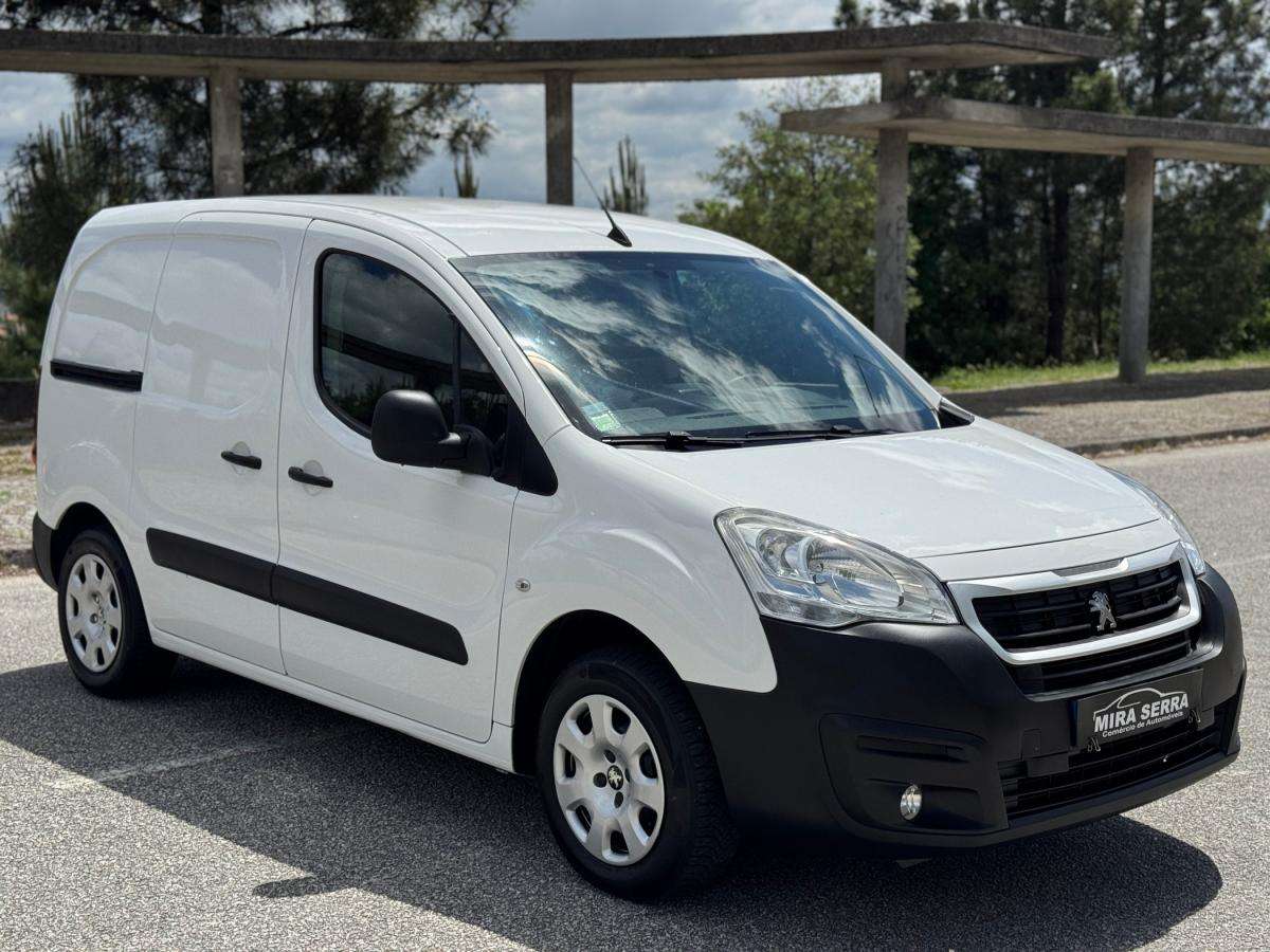 peugeot-partner-2018-diesel-1560cc