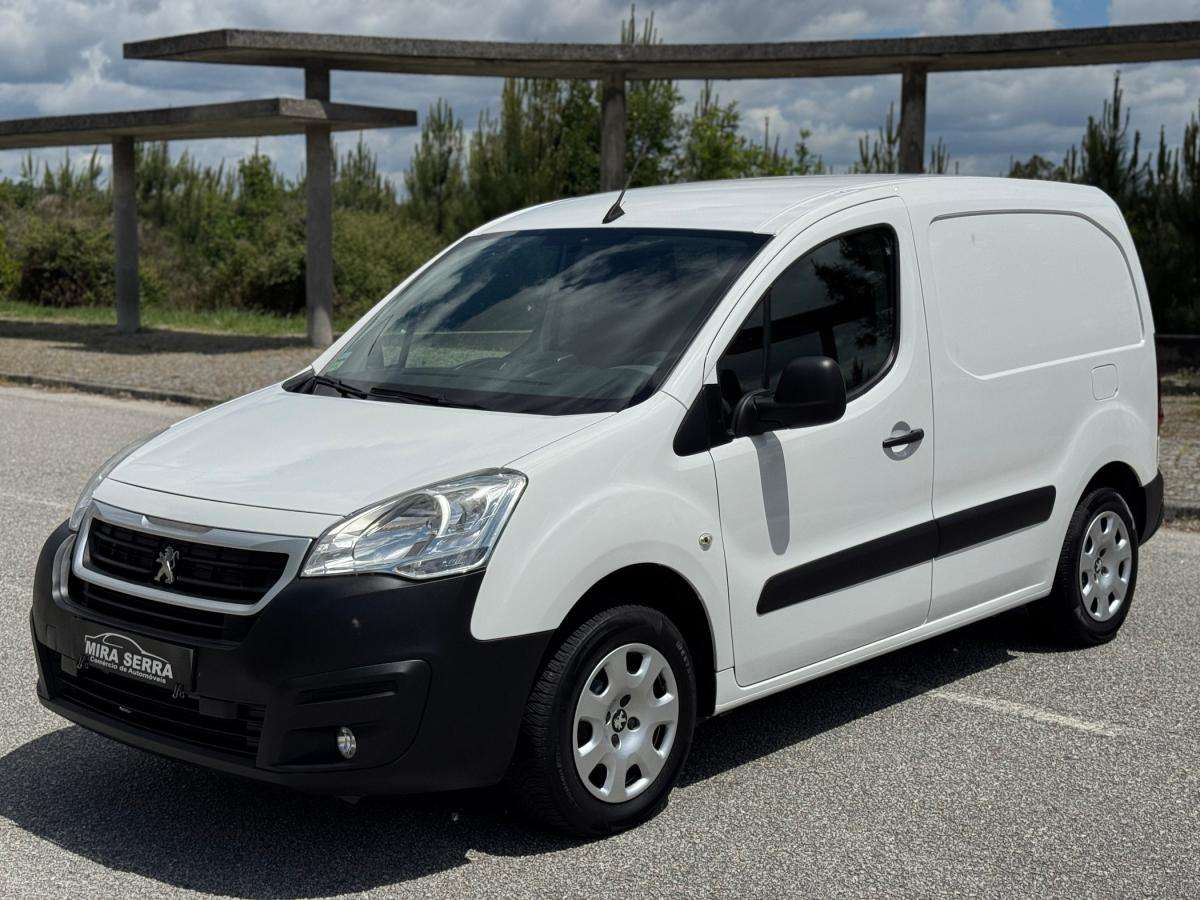 peugeot-partner-2018-diesel-1560cc