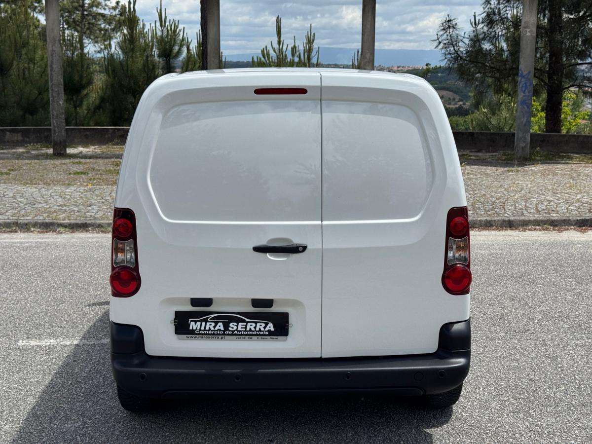 peugeot-partner-2018-diesel-1560cc