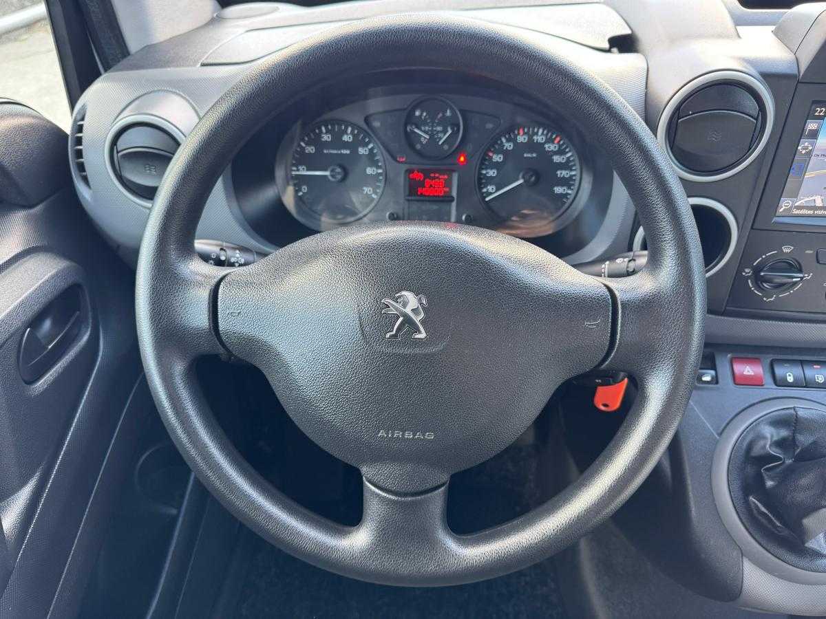 peugeot-partner-2018-diesel-1560cc