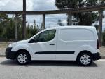 peugeot-partner-2018-diesel-1560cc