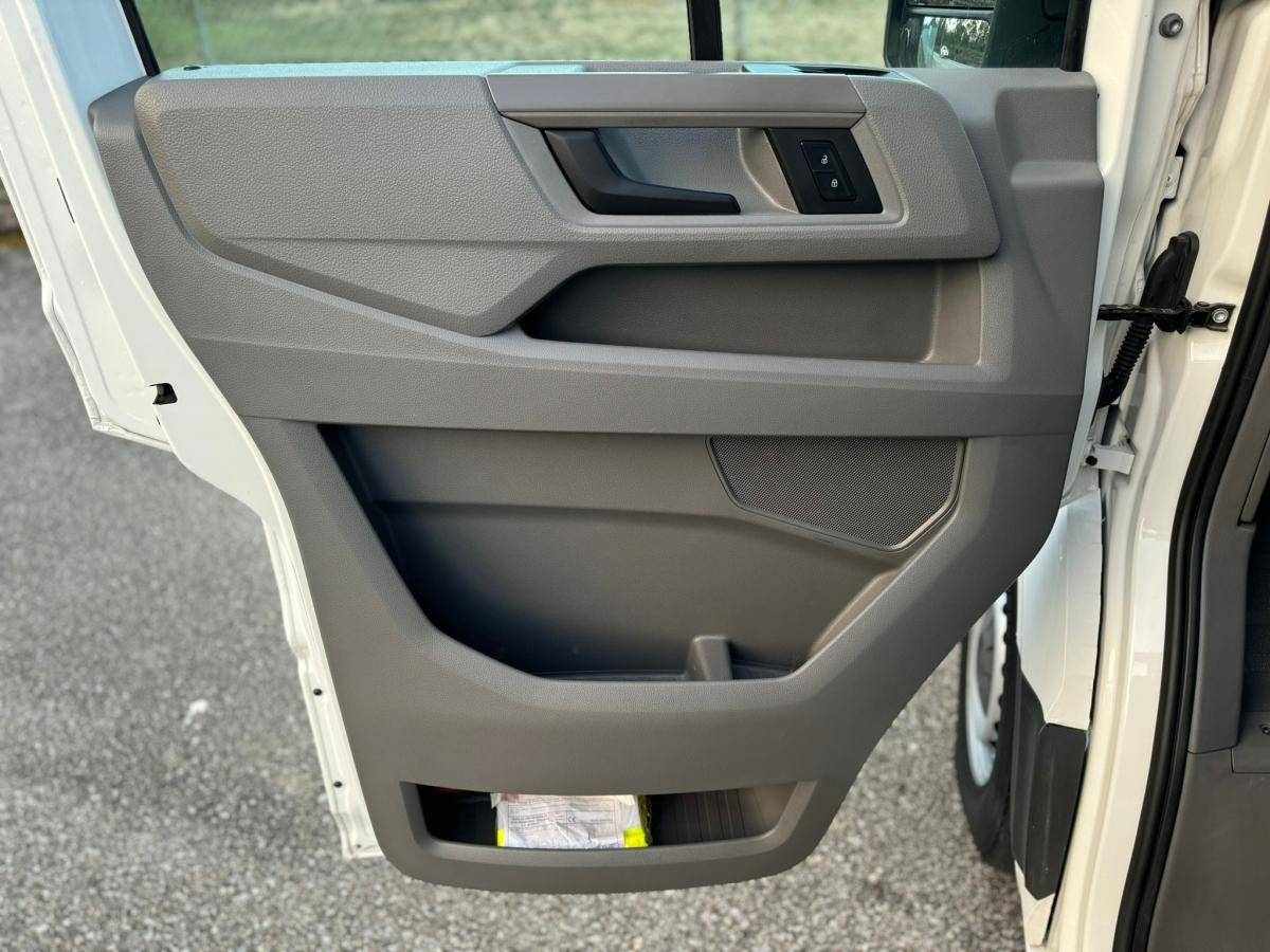 volkswagen-crafter-2017-diesel-1968cc