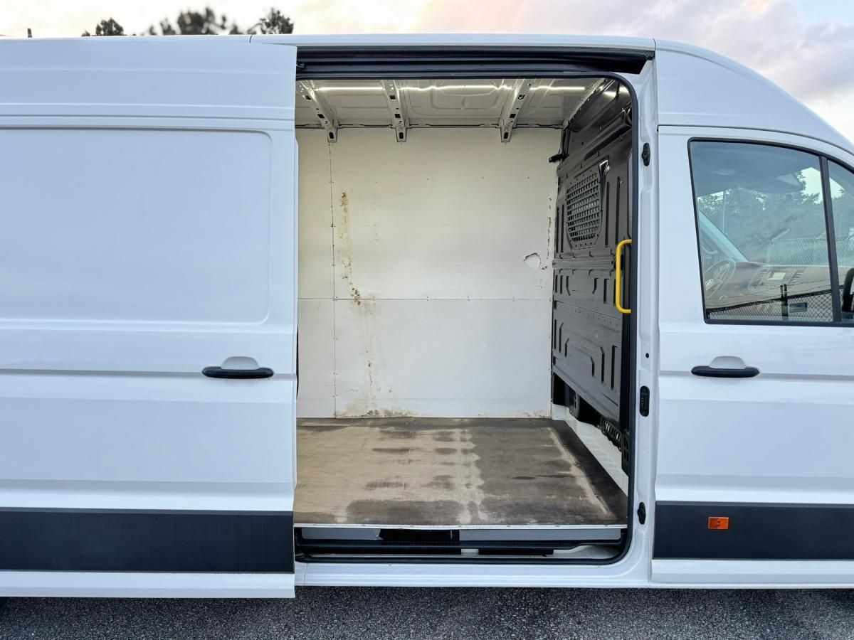 volkswagen-crafter-2017-diesel-1968cc