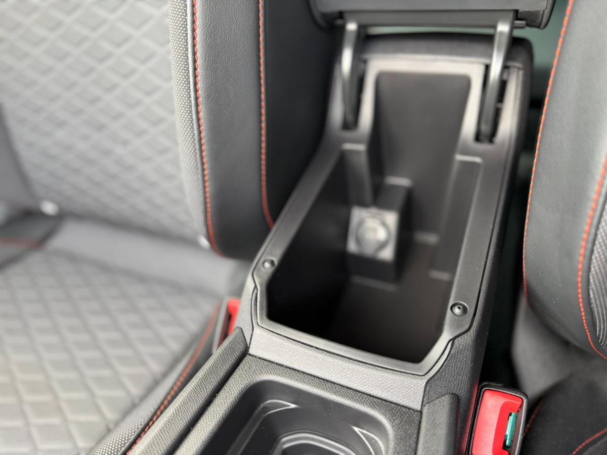 seat-leon-2022-gasolina-999cc