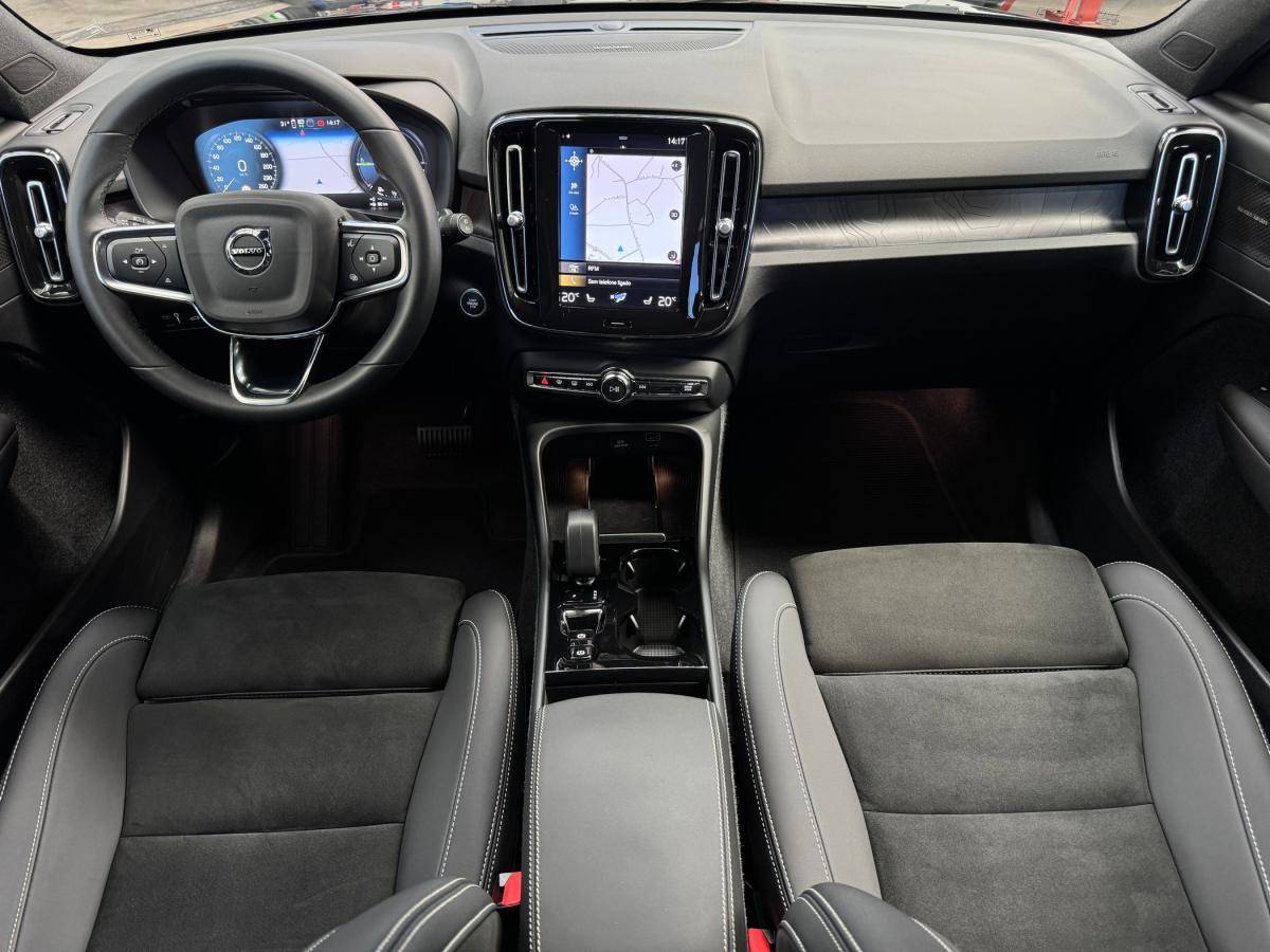 volvo-xc40-2023-hibrido-a-gasolina-1477cc