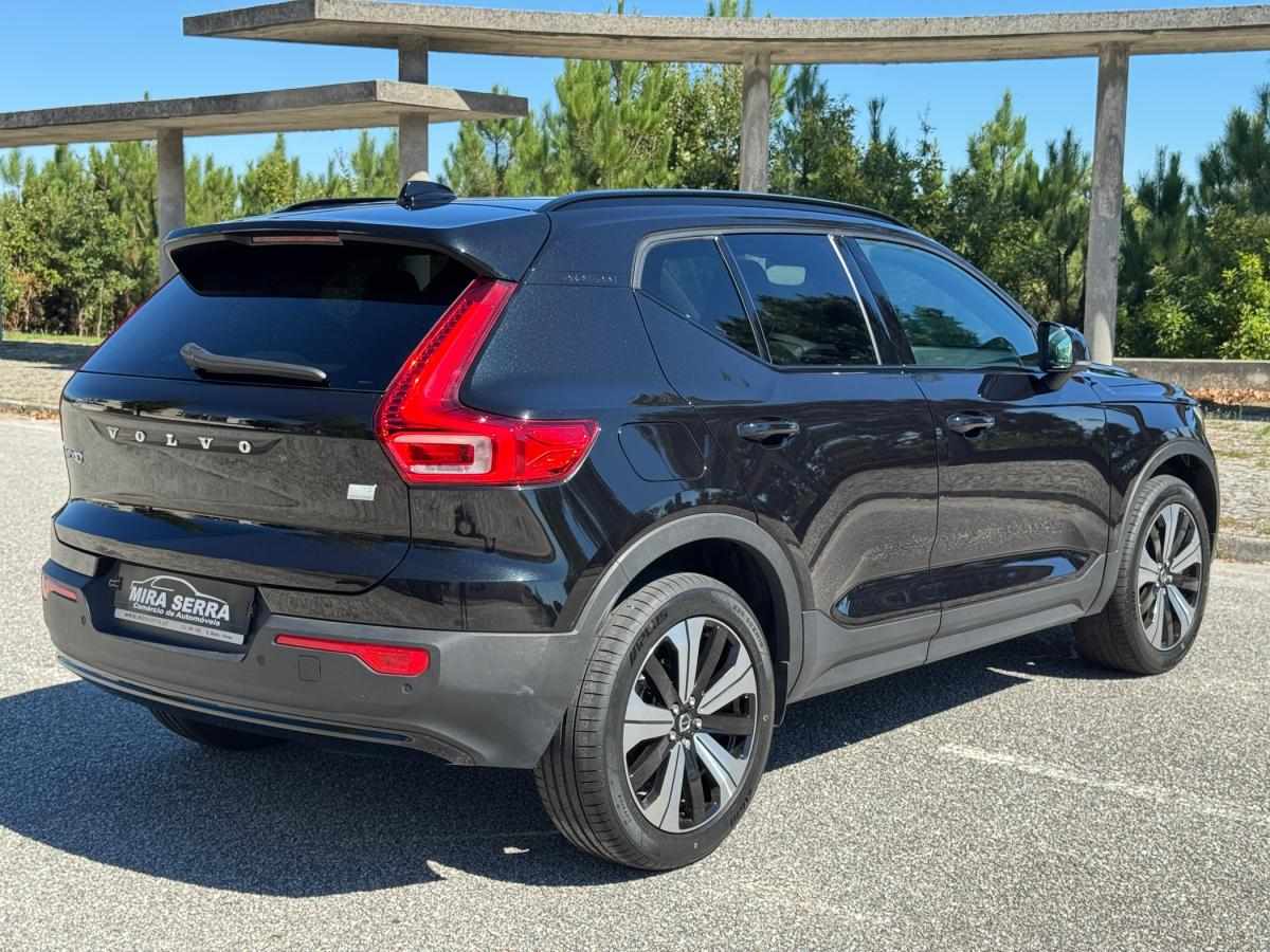 volvo-xc40-2023-hibrido-a-gasolina-1477cc