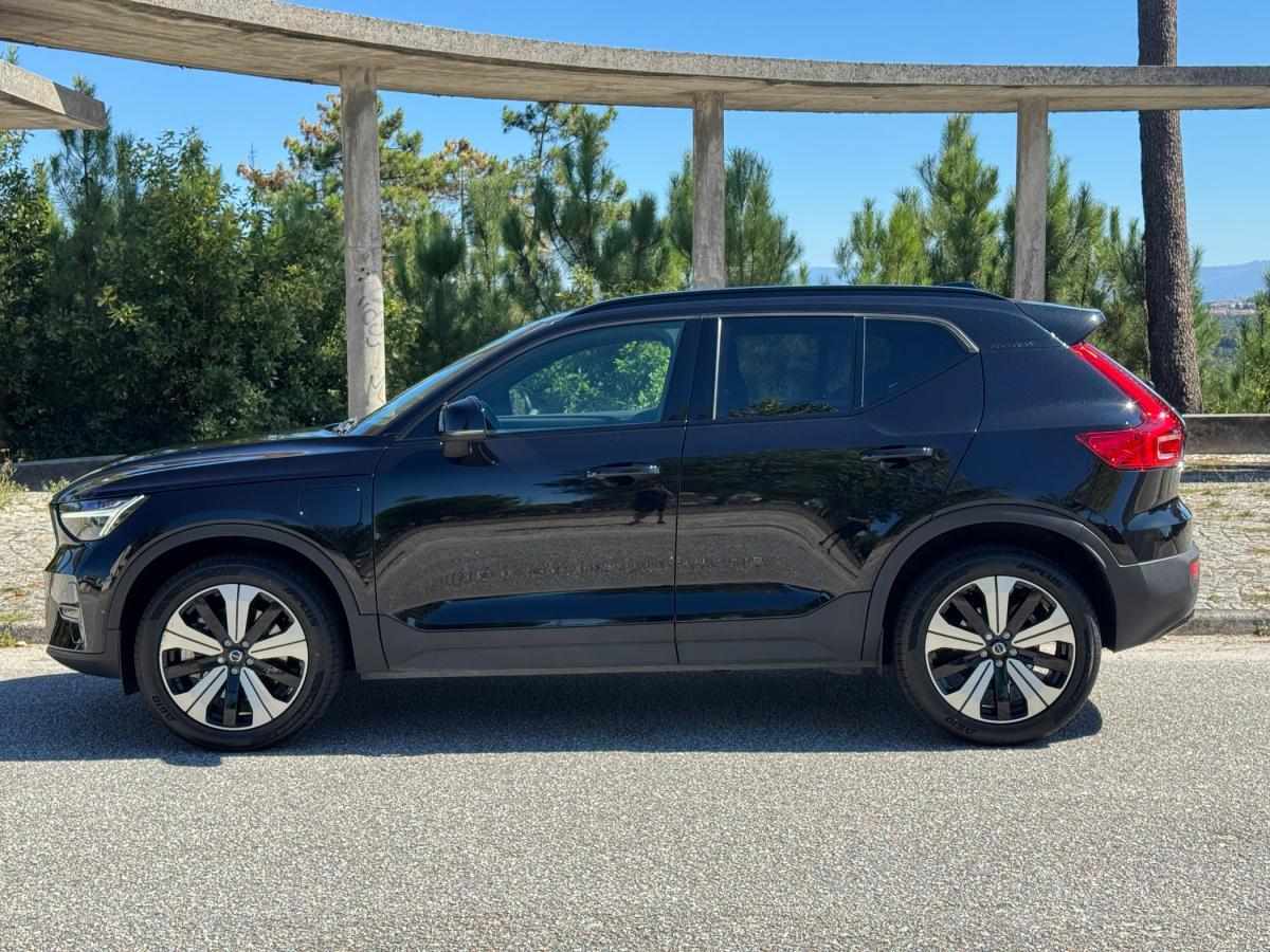 volvo-xc40-2023-hibrido-a-gasolina-1477cc