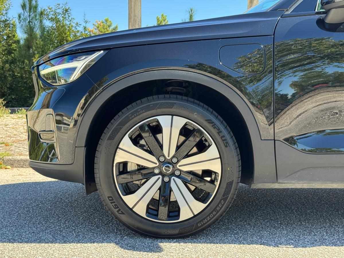 volvo-xc40-2023-hibrido-a-gasolina-1477cc
