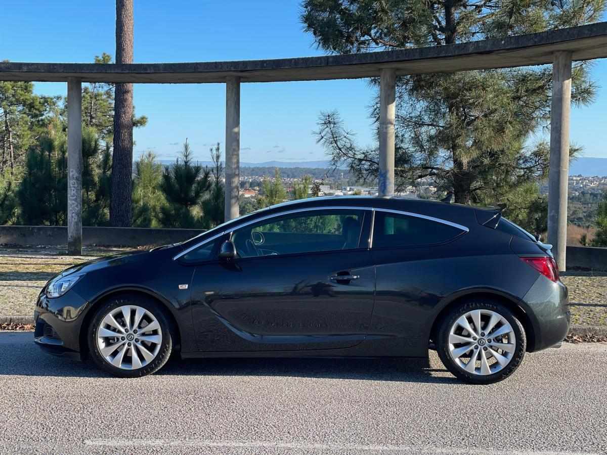 opel-astra-gtc-2011-diesel-1956cc