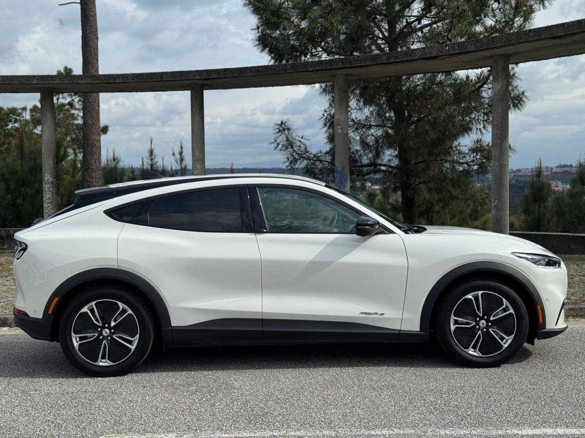 ford-mustang-2024-eletrico-0cc