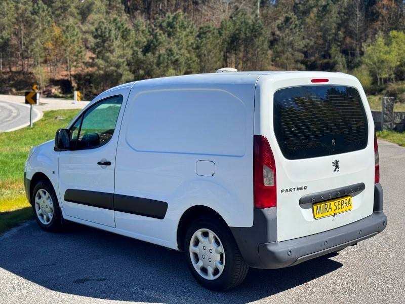 peugeot-partner-2011-diesel-1560cc