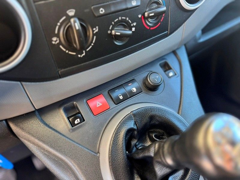 peugeot-partner-2011-diesel-1560cc