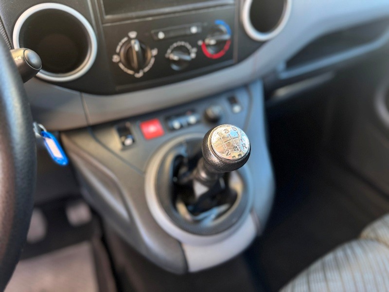 peugeot-partner-2011-diesel-1560cc