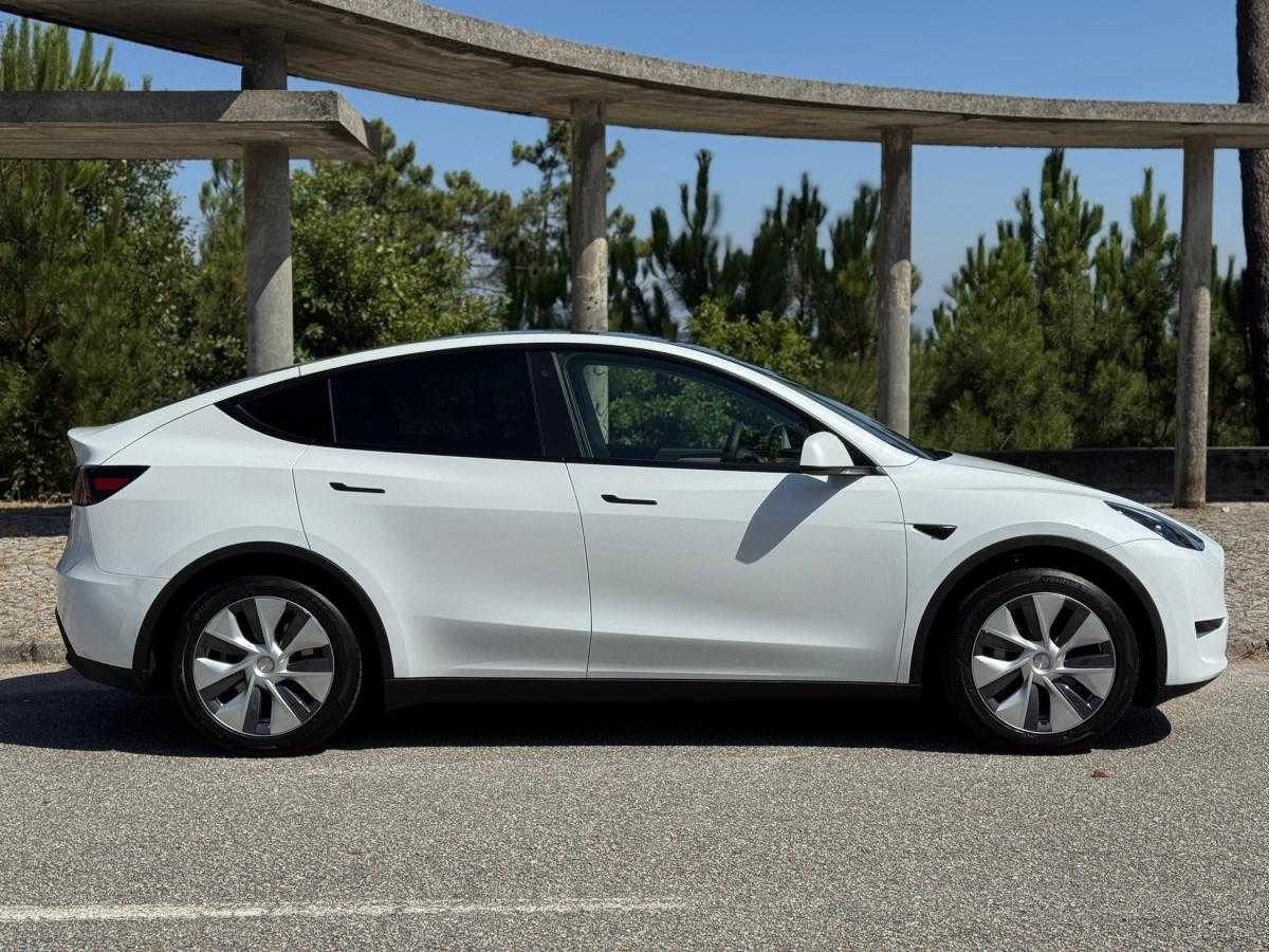tesla-model-y-2024-eletrico-0cc
