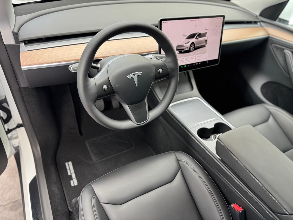 tesla-model-y-2024-eletrico-0cc