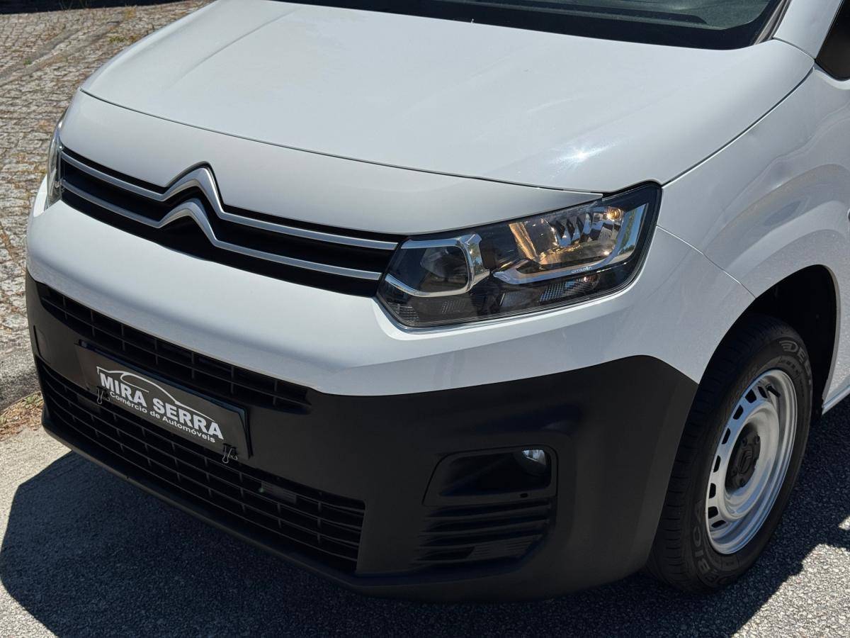 citroen-berlingo-2021-diesel-1499cc