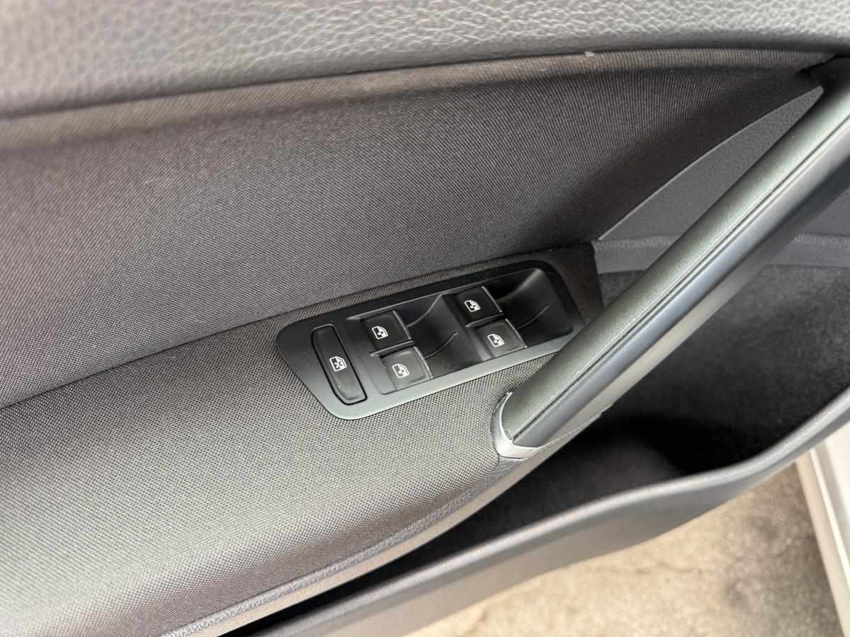 volkswagen-golf-2017-diesel-1598cc