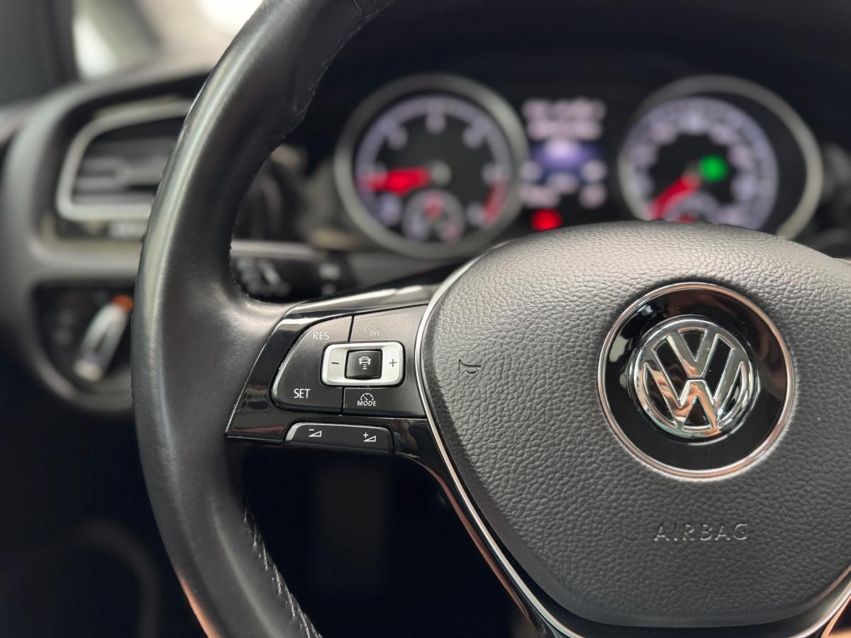 volkswagen-golf-2017-diesel-1598cc