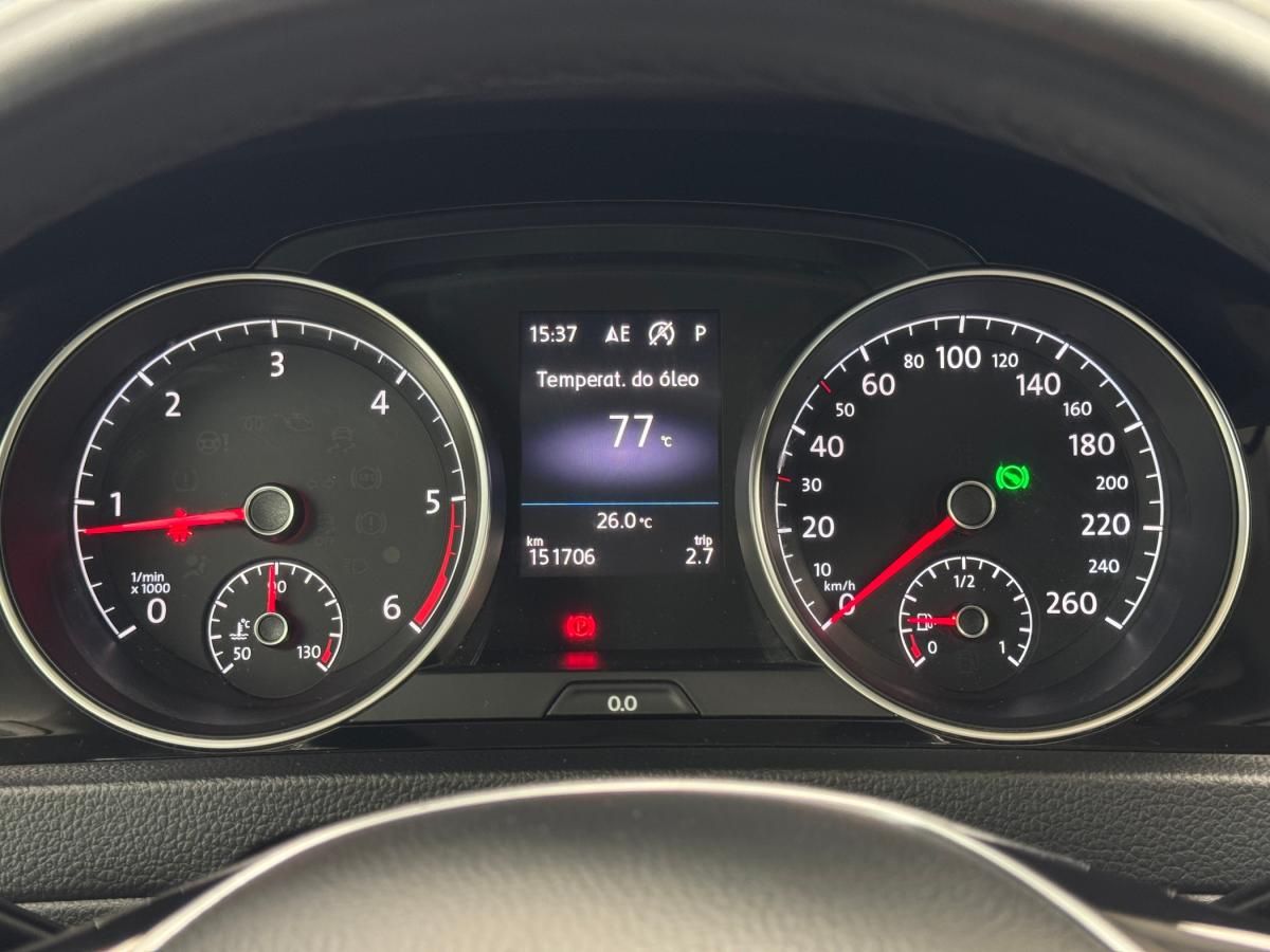 volkswagen-golf-2017-diesel-1598cc