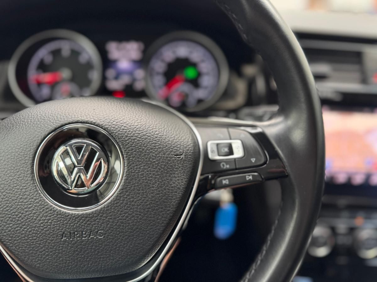 volkswagen-golf-2017-diesel-1598cc