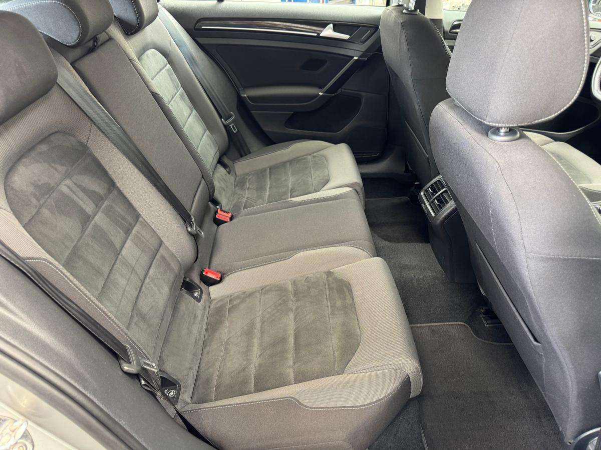 volkswagen-golf-2017-diesel-1598cc