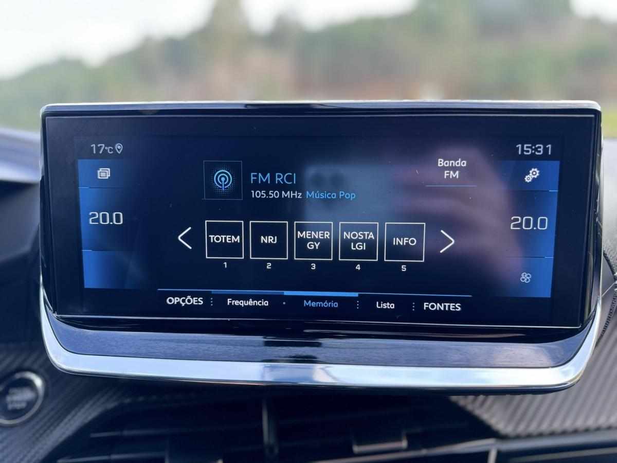 peugeot-2008-2020-diesel-1499cc