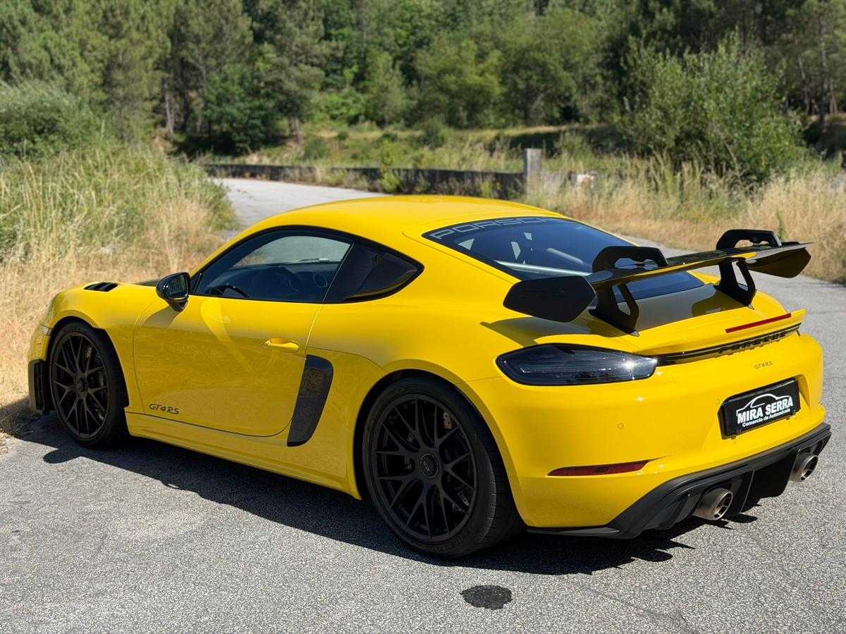 porsche-718-2023-gasolina-3996cc