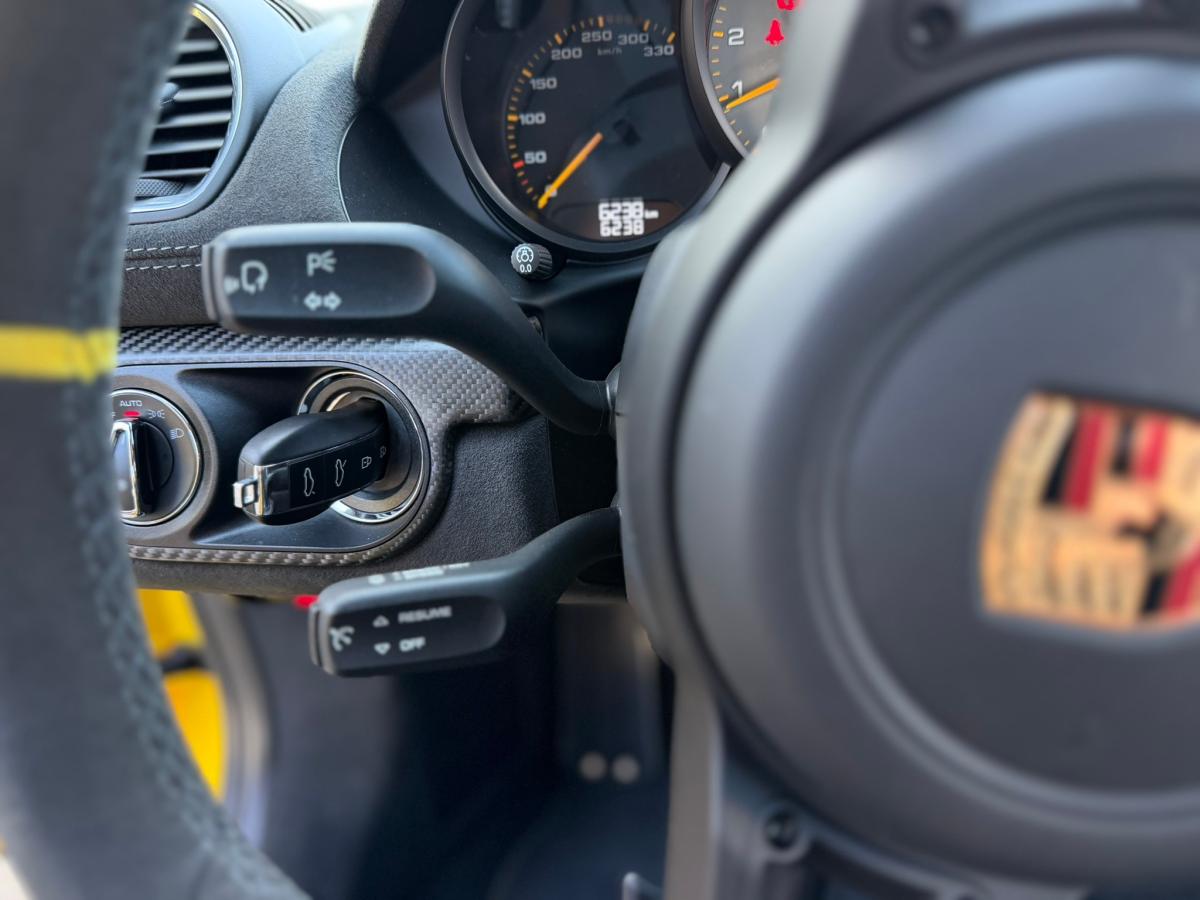 porsche-718-2023-gasolina-3996cc