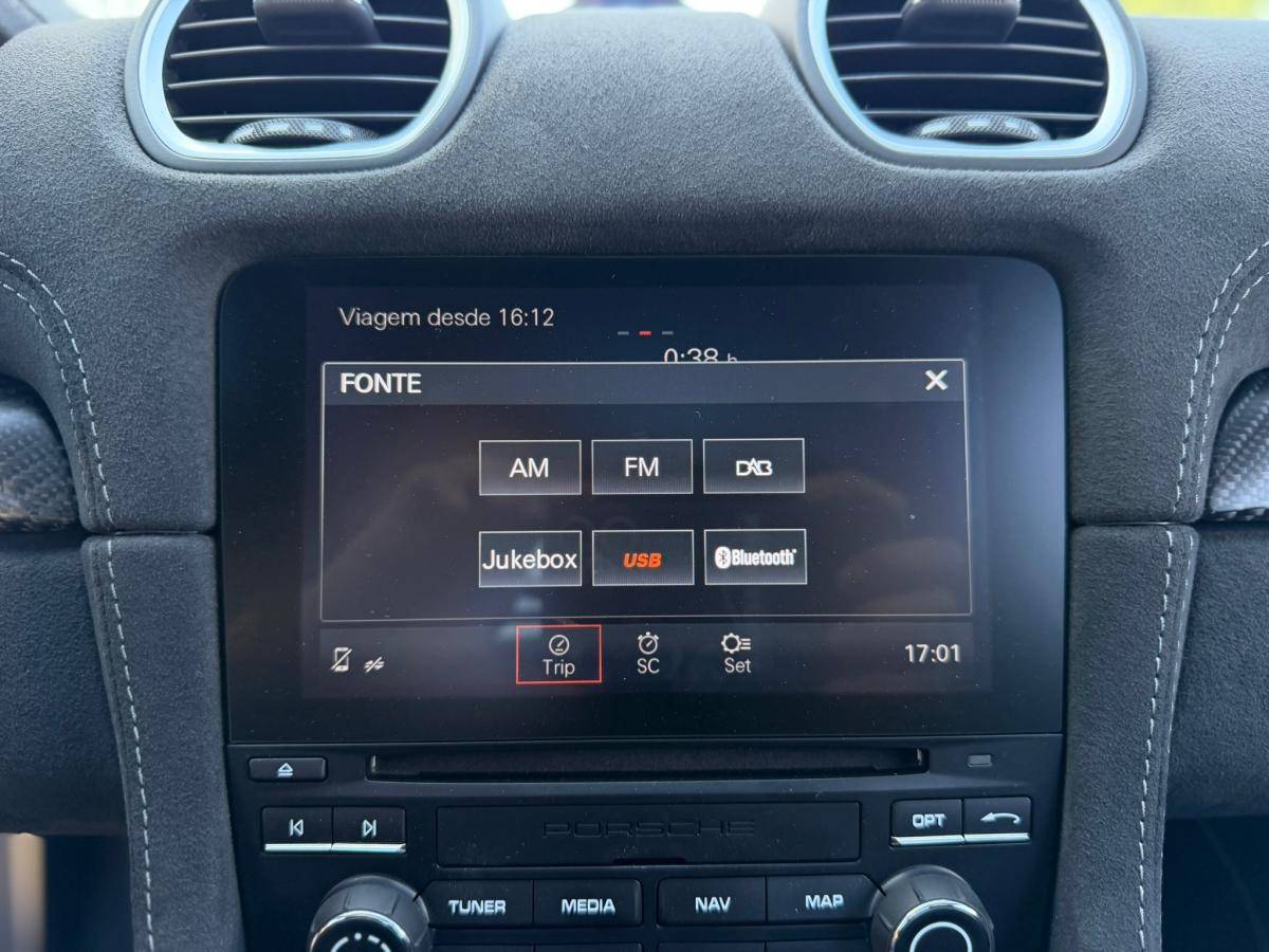 porsche-718-2023-gasolina-3996cc